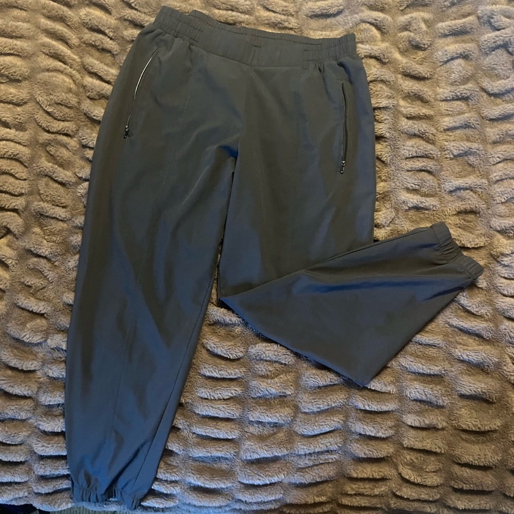 Old Navy Stay Active joggers  women’s size L